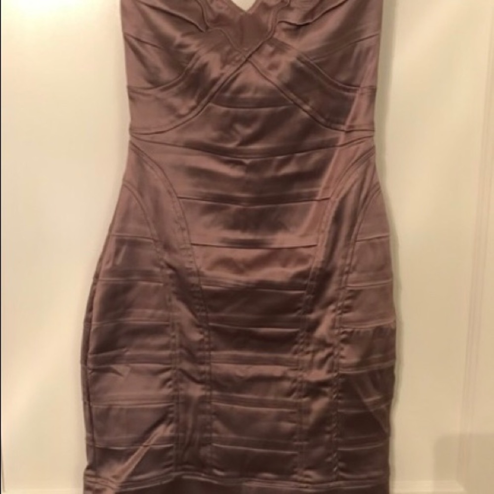 Arden B. Cocktail Dress - Picture 3 of 4